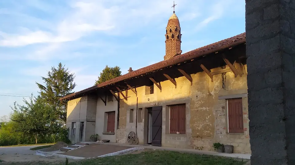 Cour intérieure de la Ferme du Tiret