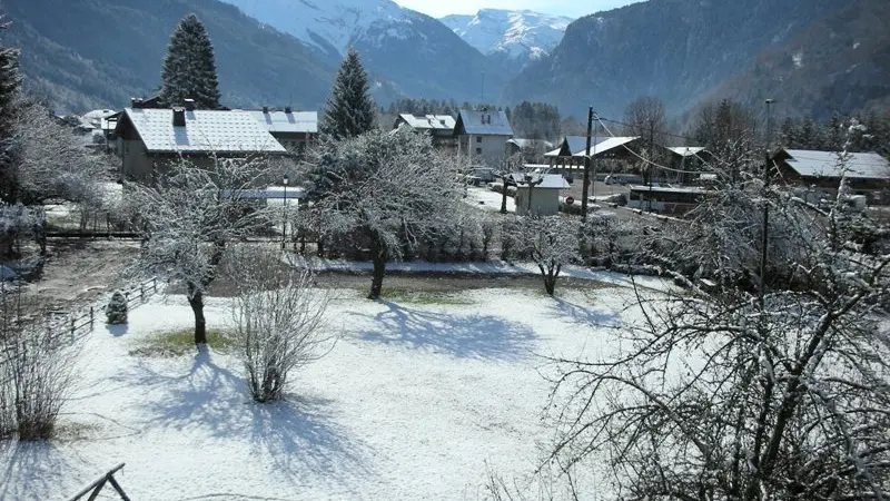 Vue sur l'extérieur en hiver