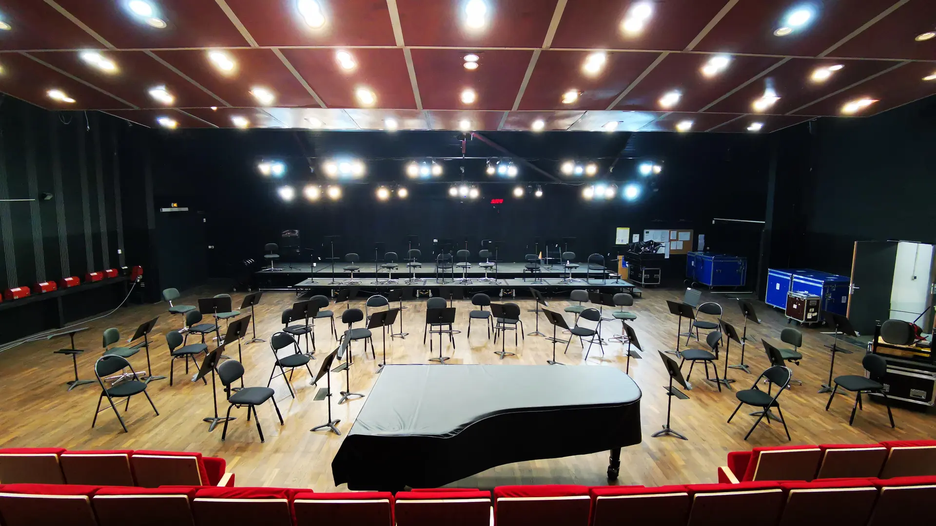 Auditorium les Arlucs_Cannes - La Bocca