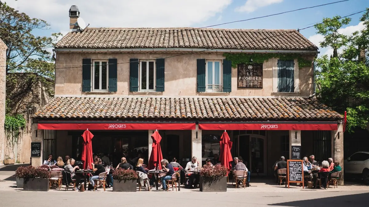 Restaurant Le Progrès à Eygalières