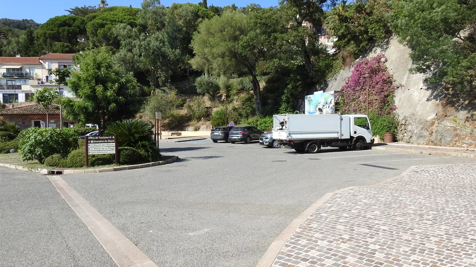 Parking Place Michel Goy