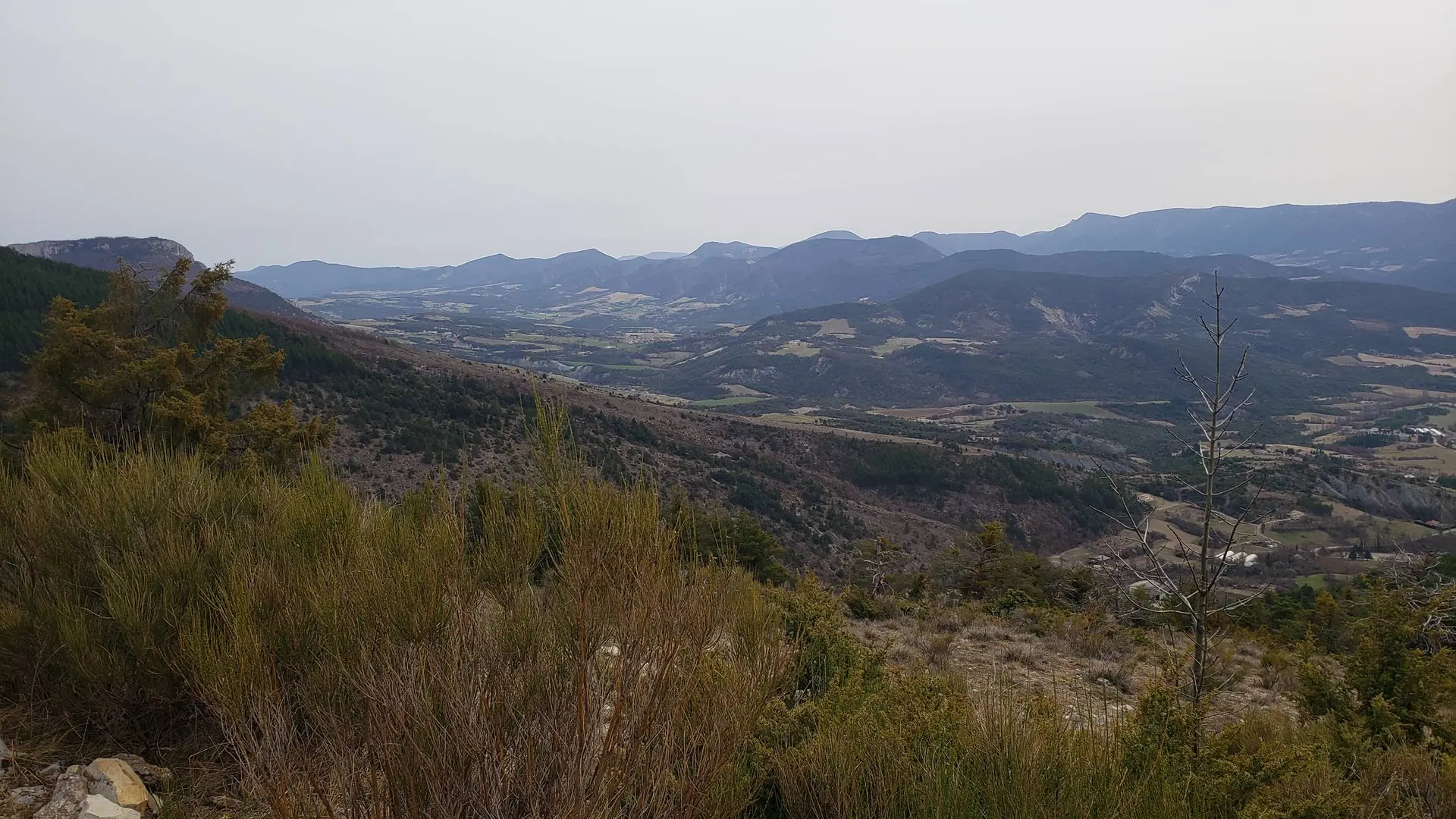 Vue sur la vallée du Rosanais