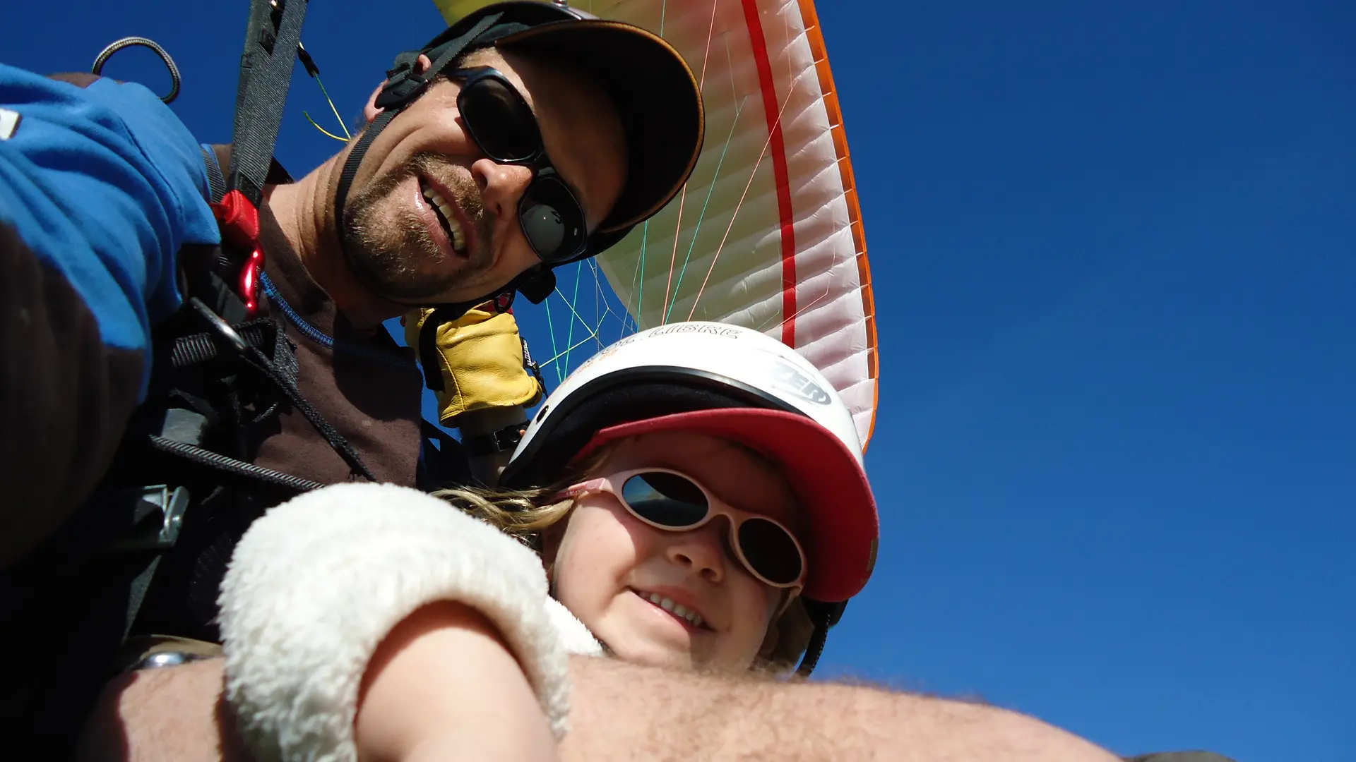 Baptème de l'air enfant parapente @LaToussuire
