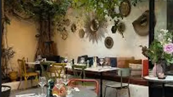 Patio du restaurant Figaro