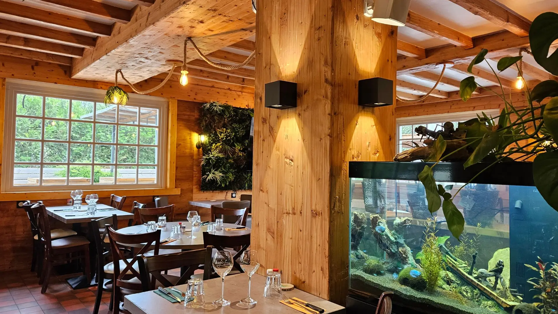 dining room with aquarium