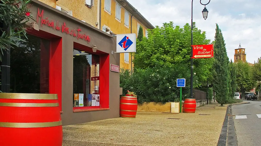 Maison des vins et du tourisme de Sablet_Sablet