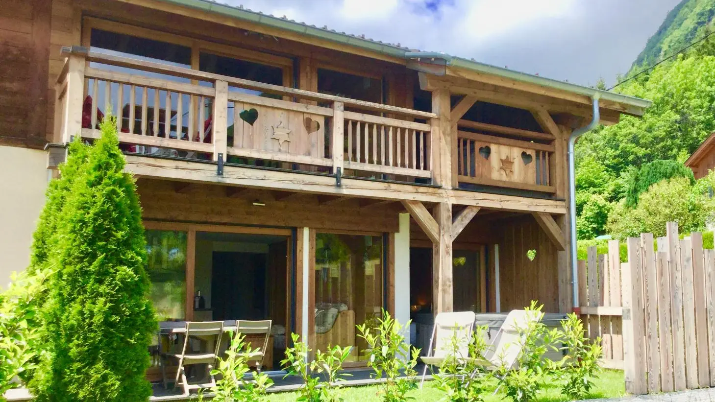 Terrasse avec Spa  privatif