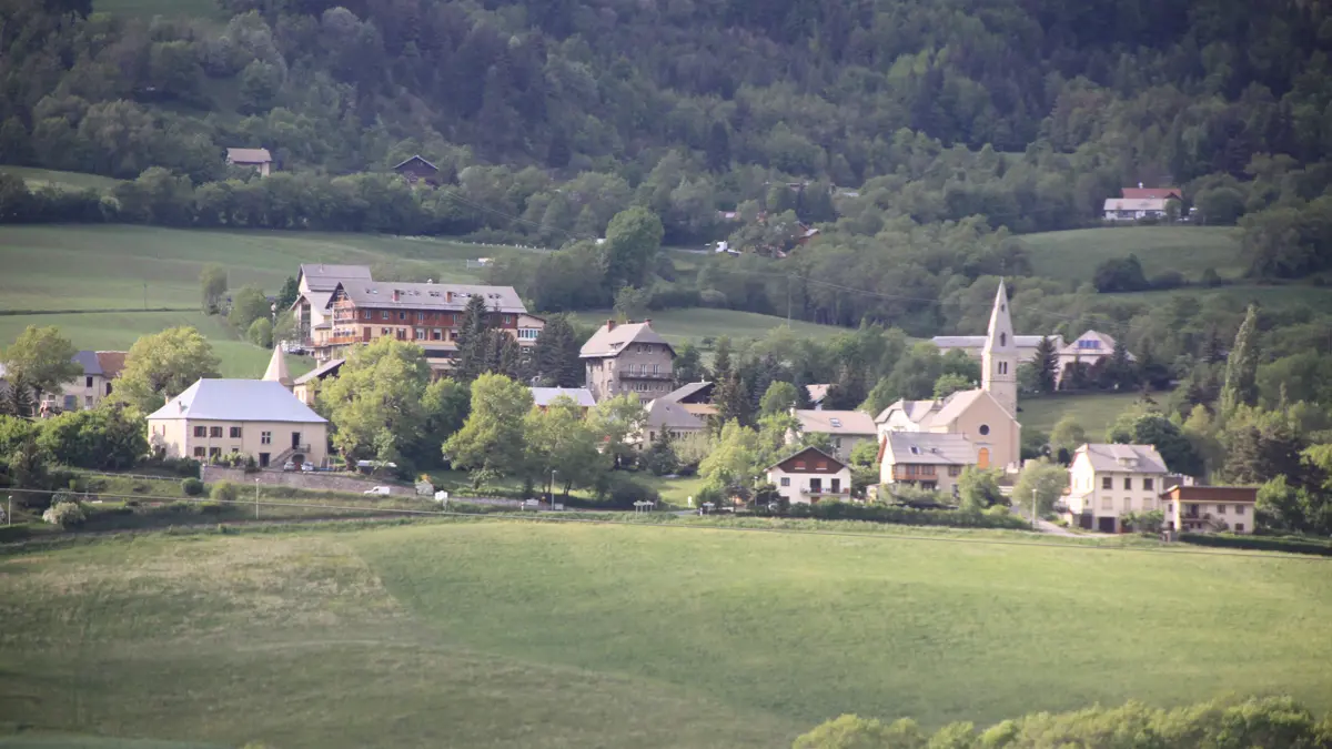Lycée Poutrain à St Jean St Nicolas, vallée du Champsaur