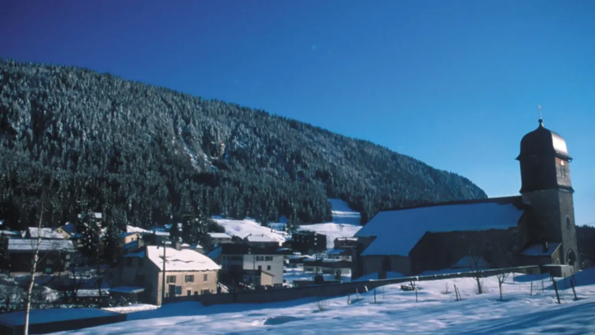 Station Monts-Jura - village de Mijoux