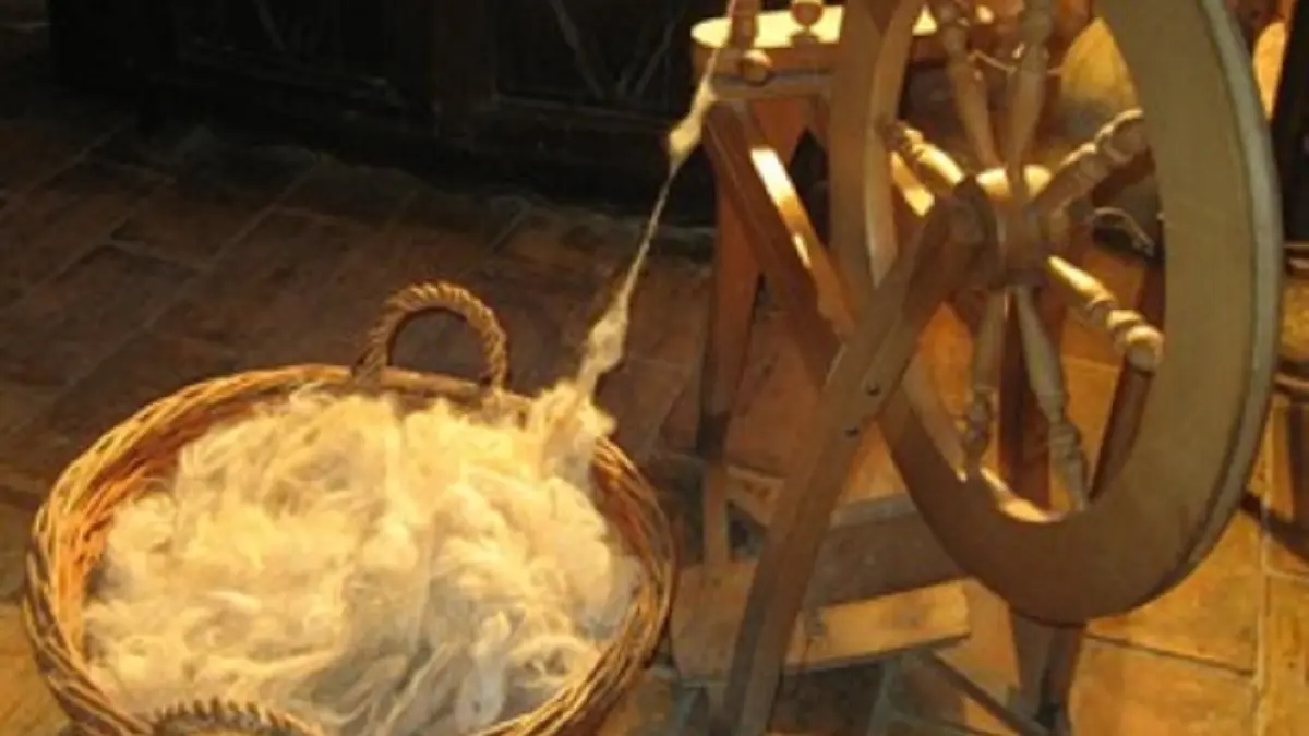 Filer la laine de lamas