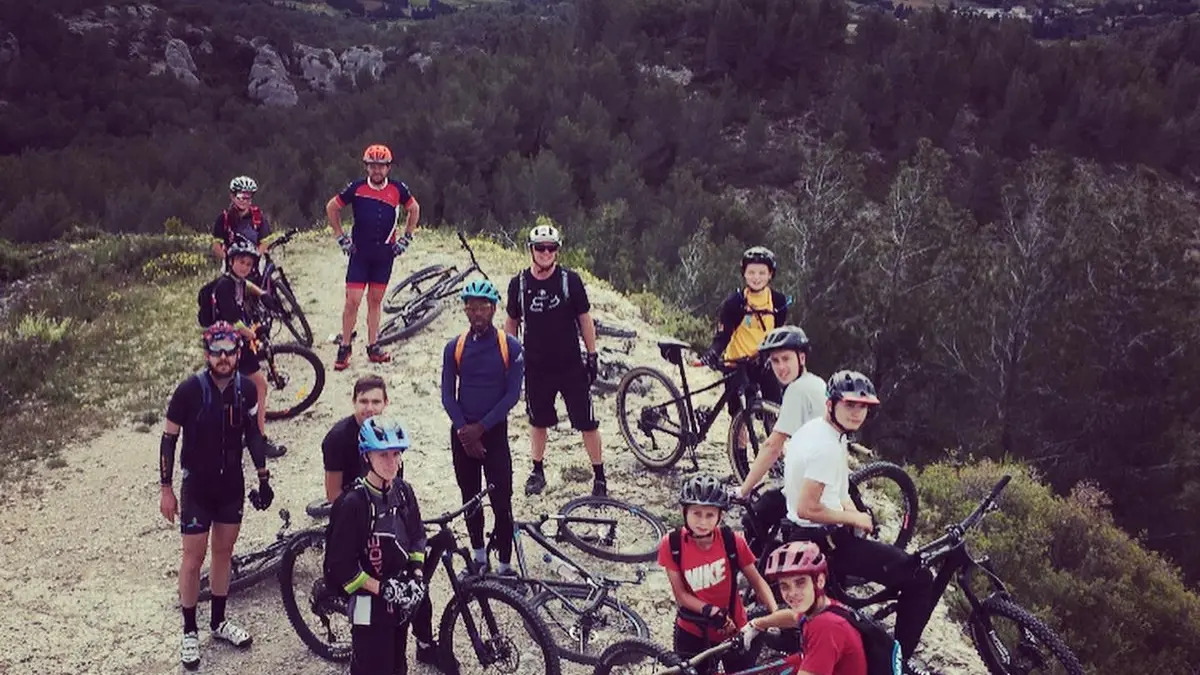 Accompagnateur de randonnées dans les Alpilles