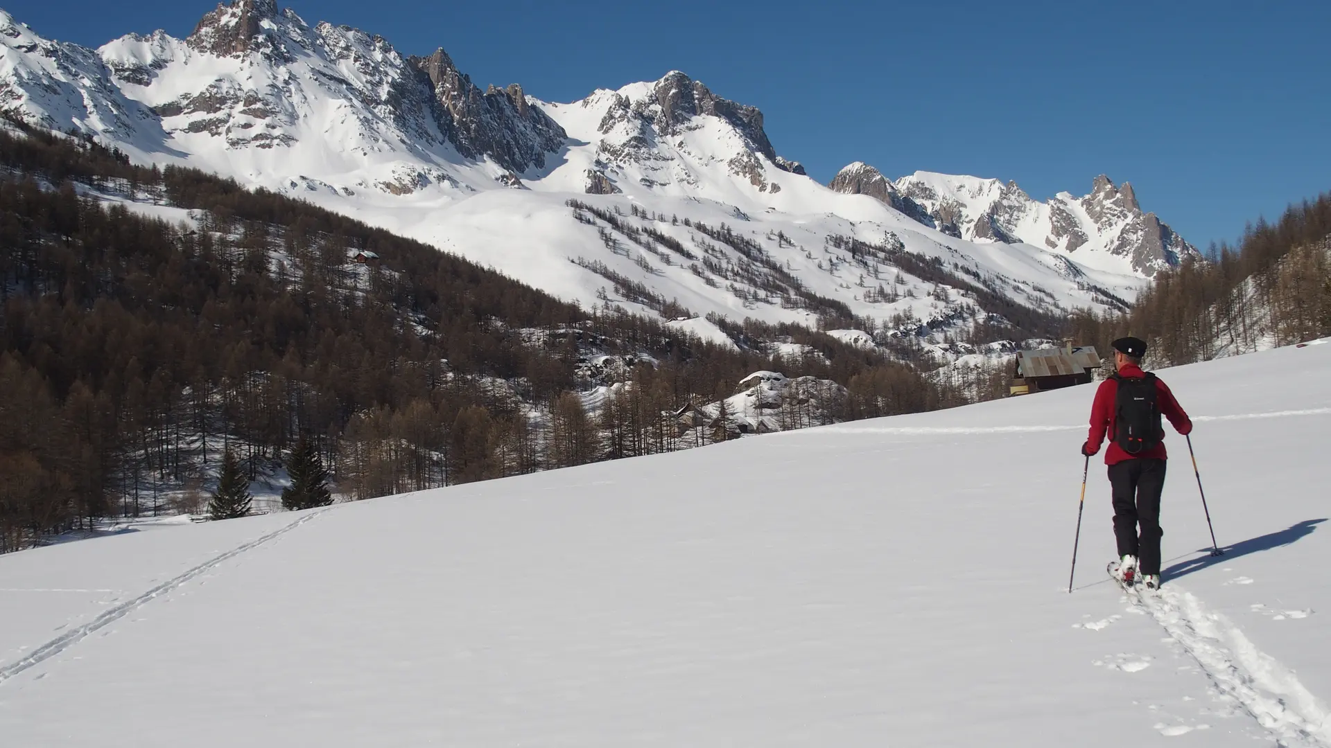 Ski de randonnée avec le Chalet d'en Hô