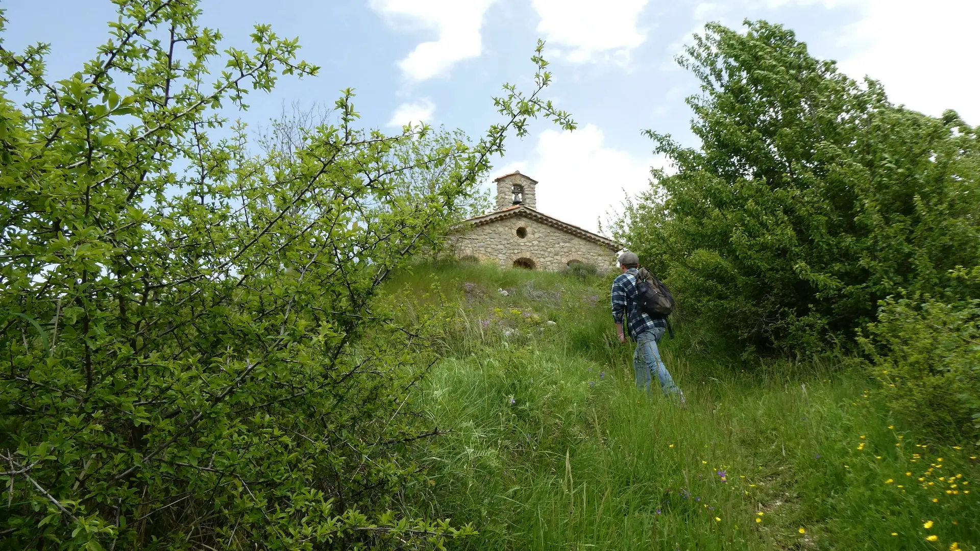 Montée vers la chapelle