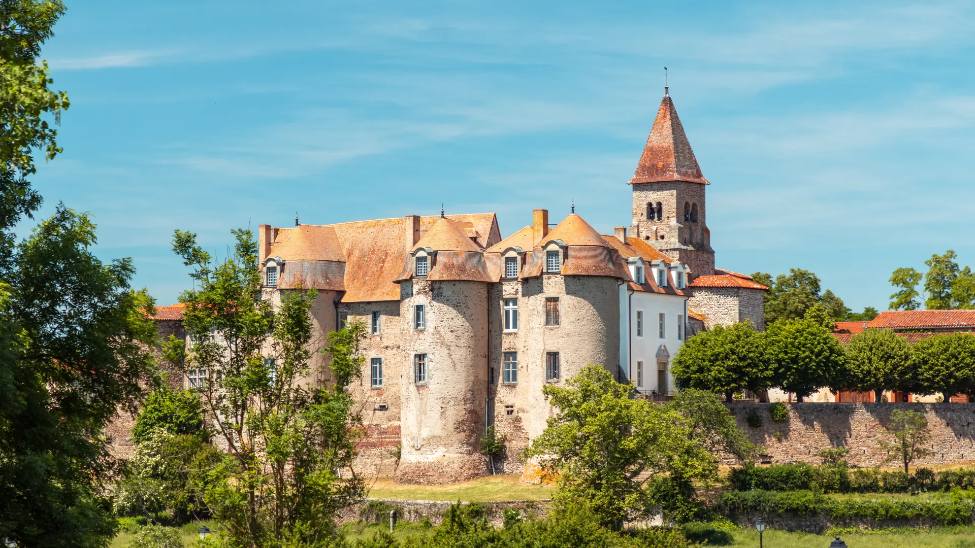 Vue sud du prieuré