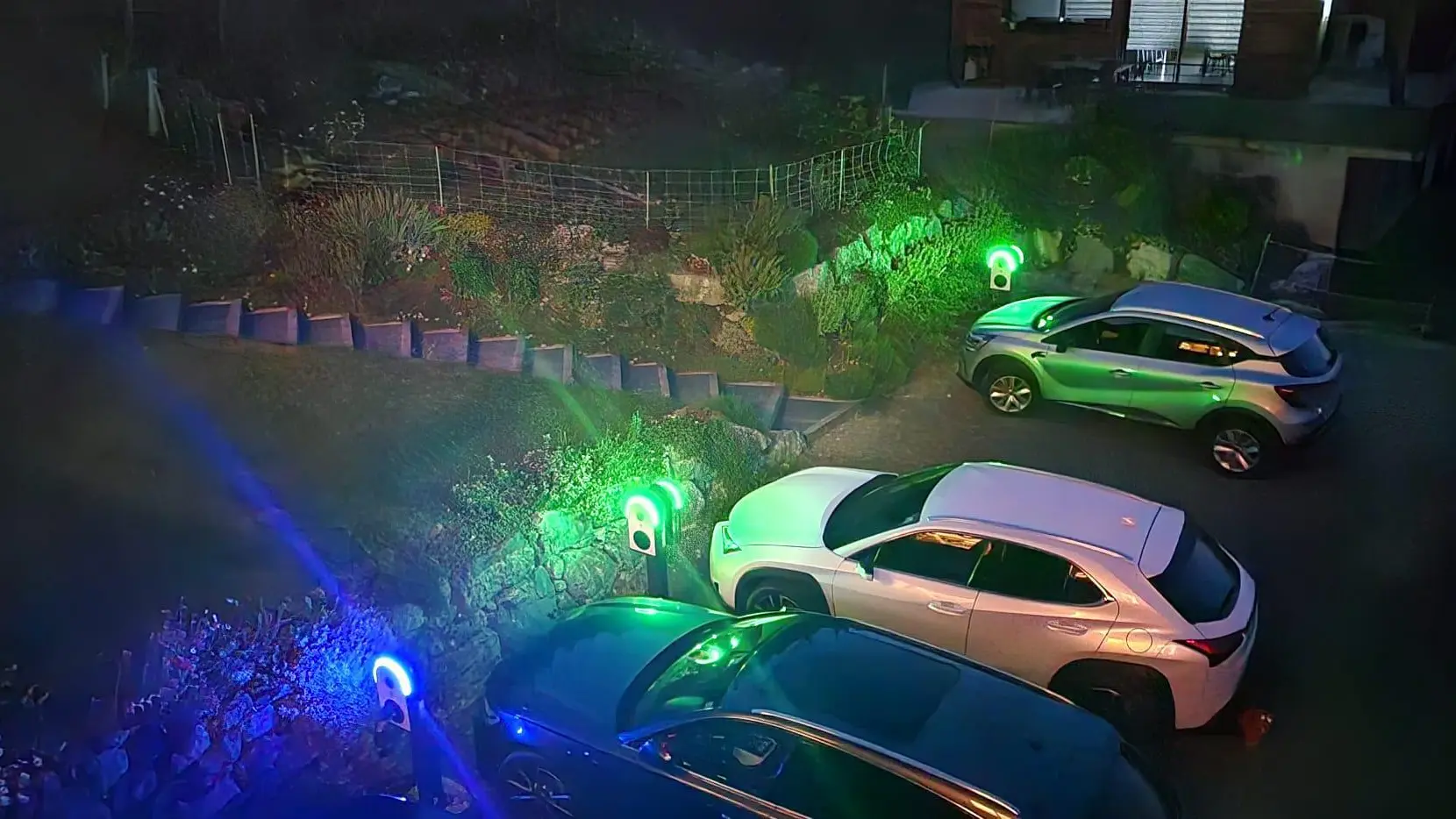 Bornes recharge véhicules électriques AC 22 kW nuit