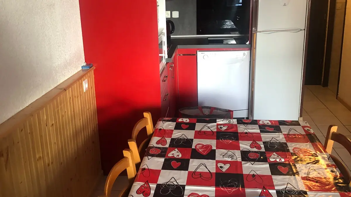 Salle à manger et cuisine
