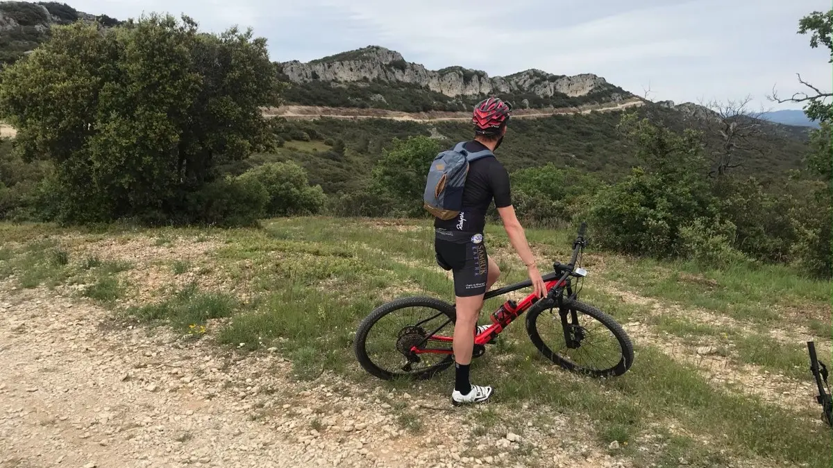 Accompagnateur de randonnées dans les Alpilles
