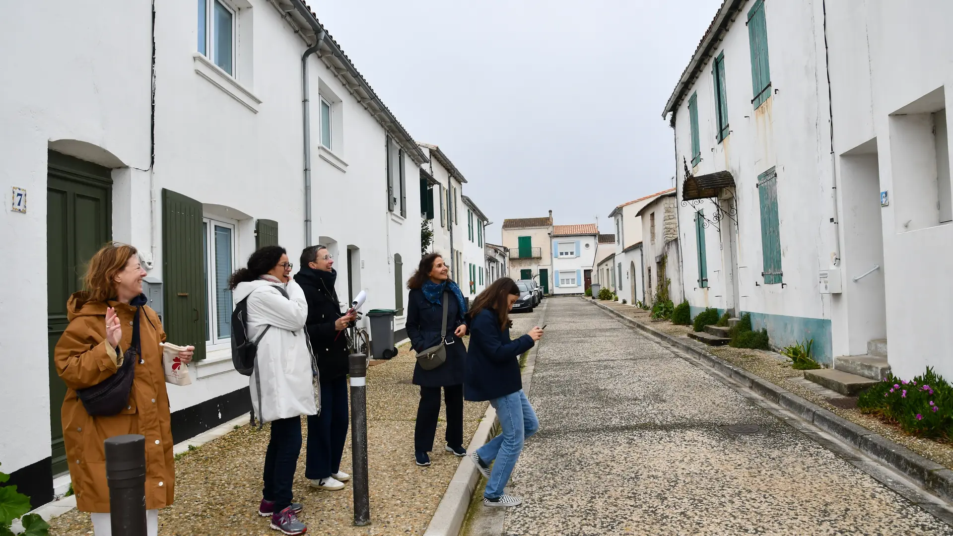 On cherche, on cherche !