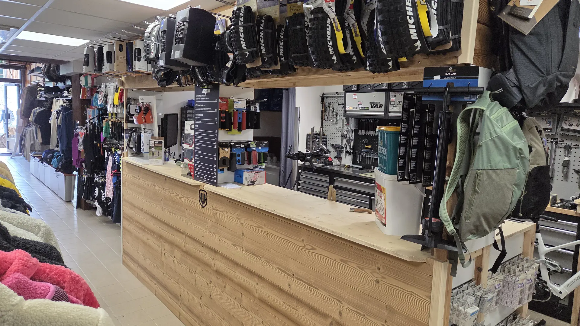 S'Pass Sport, magasin de vente, location et entretien d'équipements sportifs