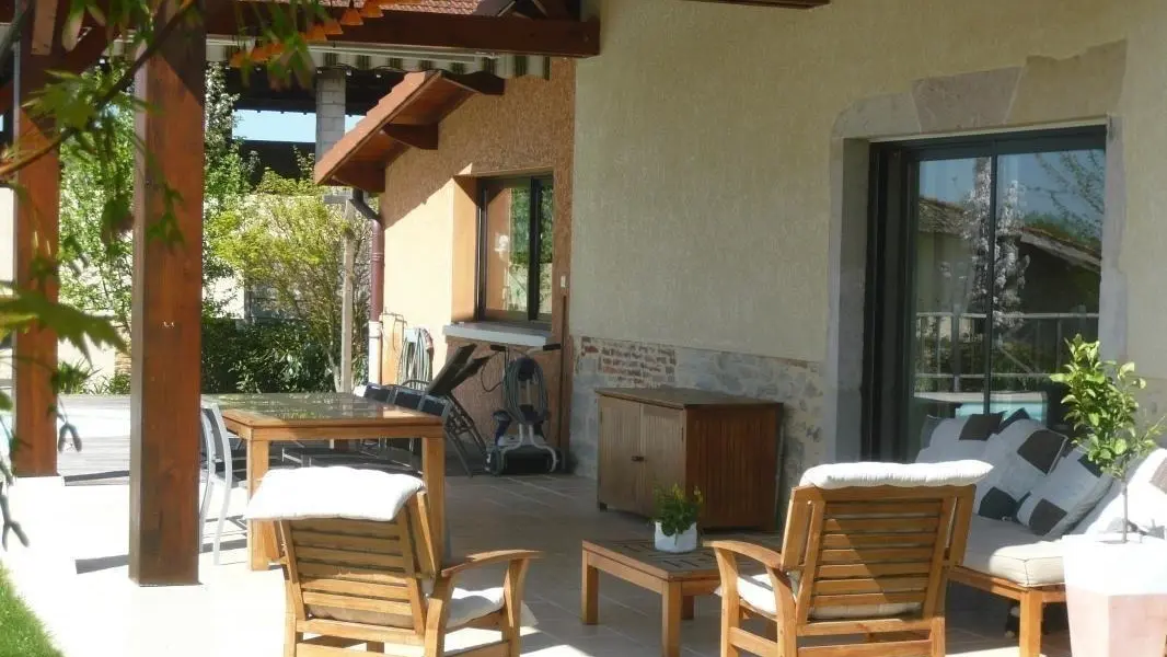 Terrasse du petit déjeuner...
quand la météo le permet