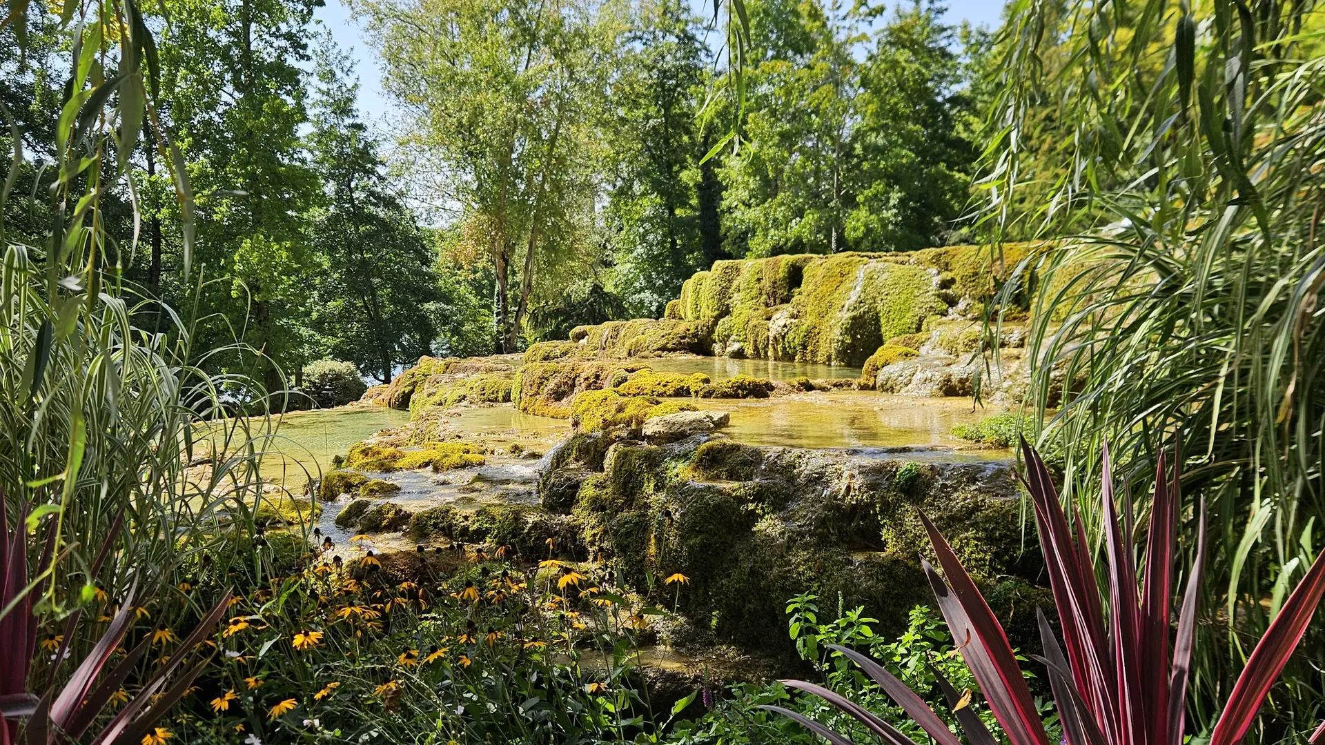 Jardin des Fontaines Pétrifiantes