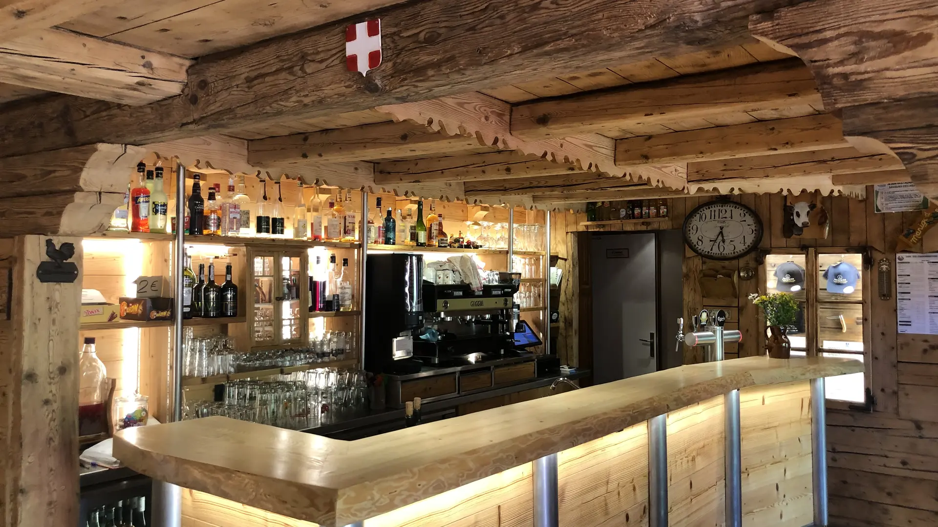 Bar intérieur La Vieille Ferme