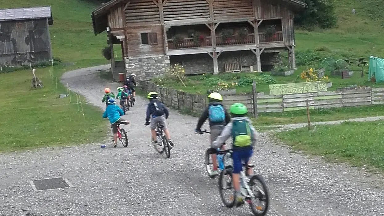 VTT stage 8-11 ans juniors bikers au Grand-Bornand