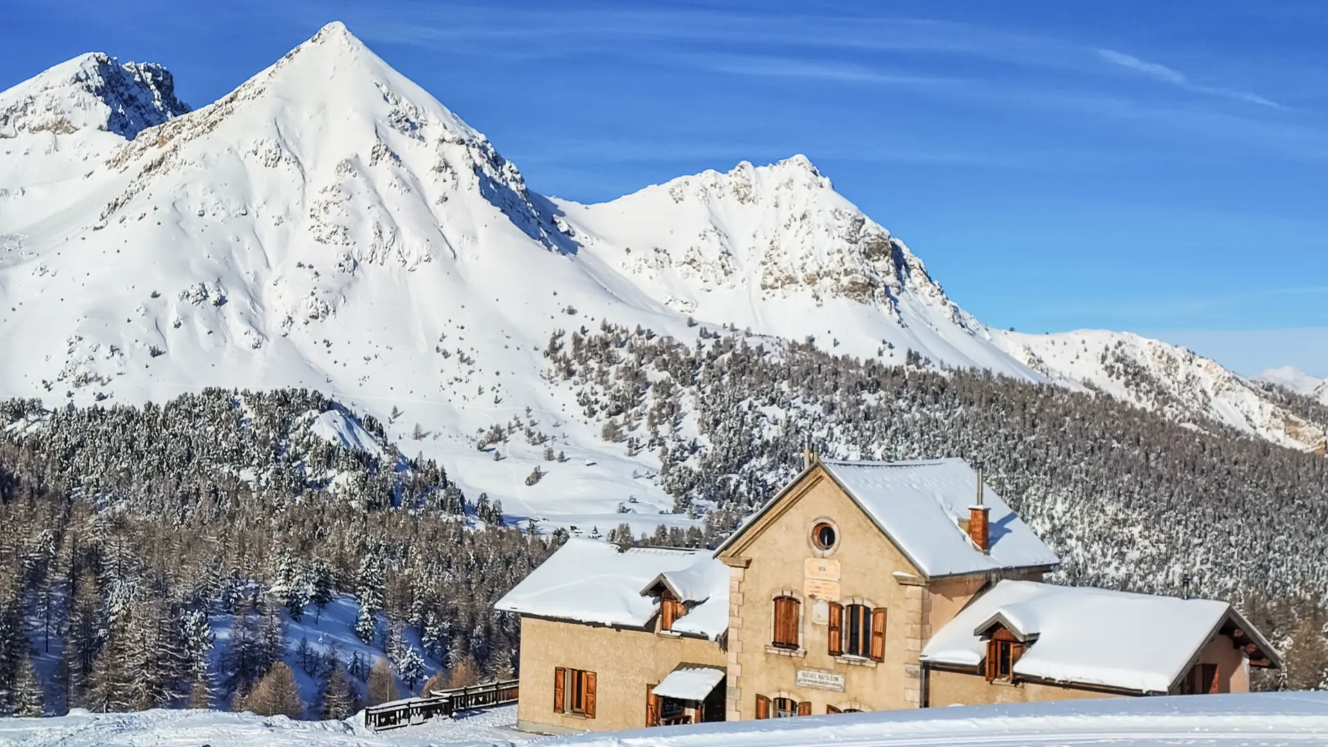 Refuge Napoléon en hiver