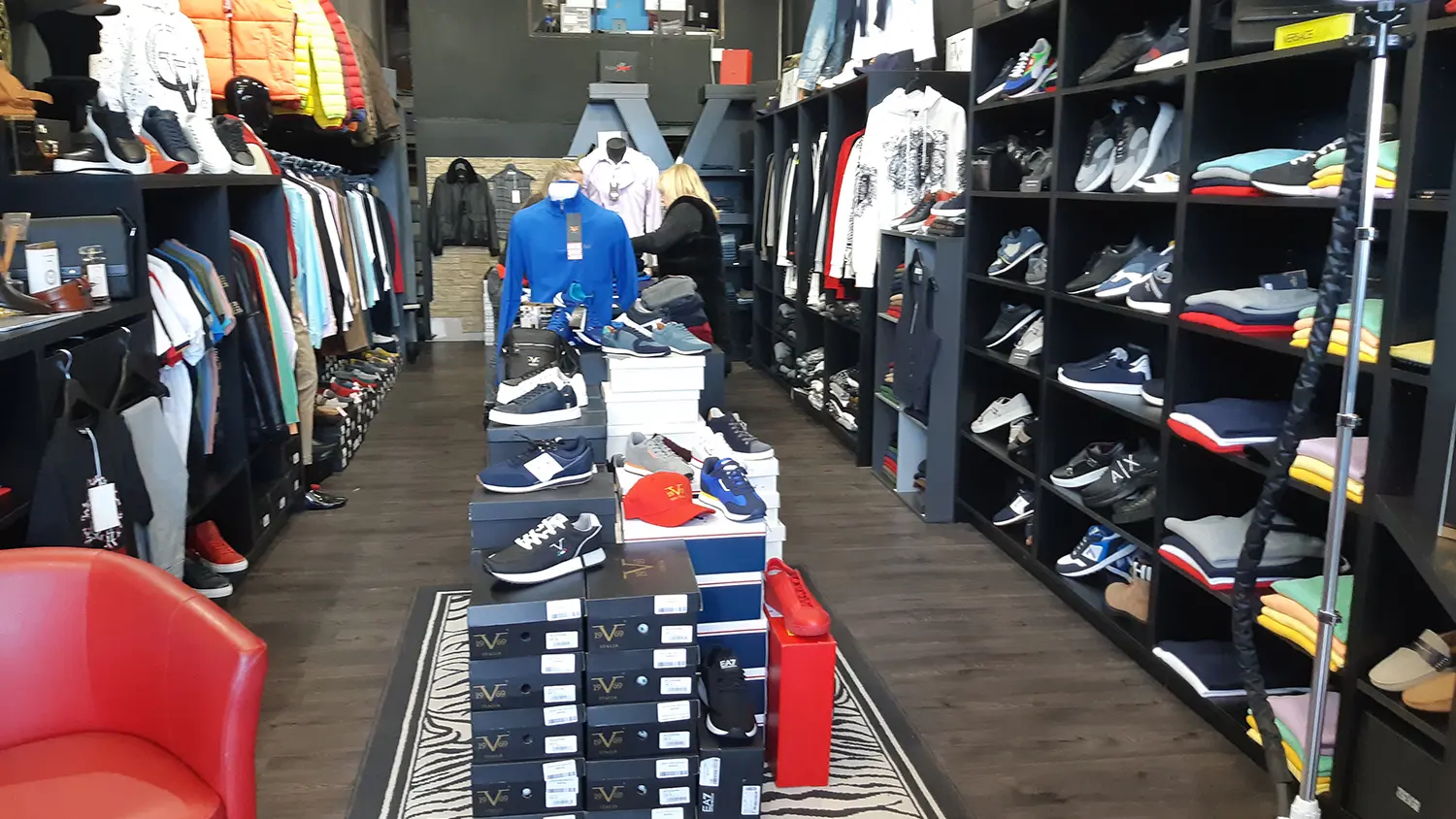 Vente vêtements chaussures et accessoires homme