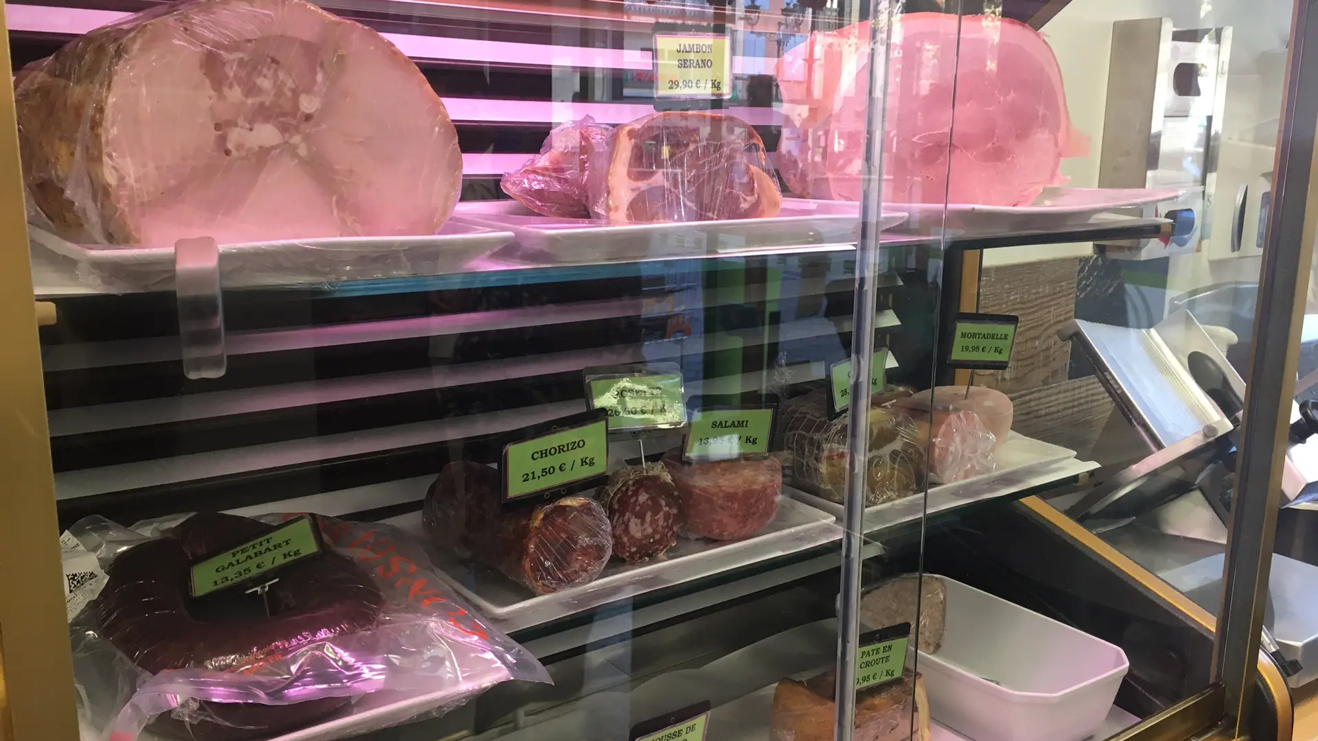 Choix de charcuteries du magasin PROXI