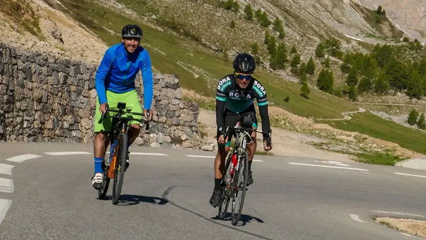 Montée du col de l'Izoard - Cervières