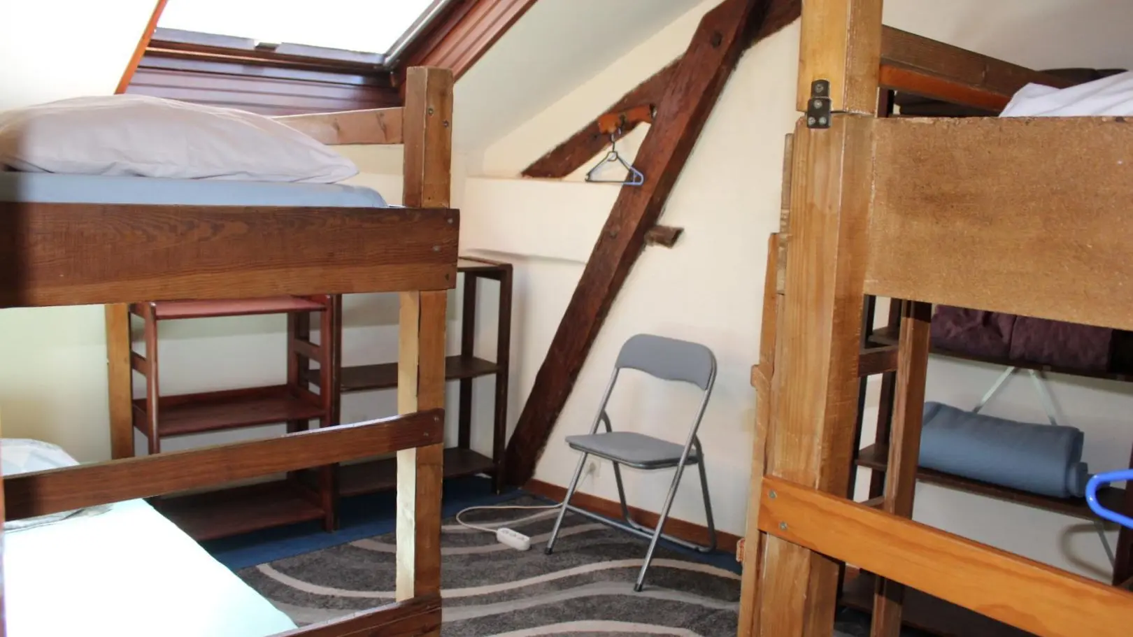 Gîte d'Etape/Groupe La Rouguière - Chambre n°2 - Saint-Martin-Vésubie - Gîtes de France Alpes-Maritimes