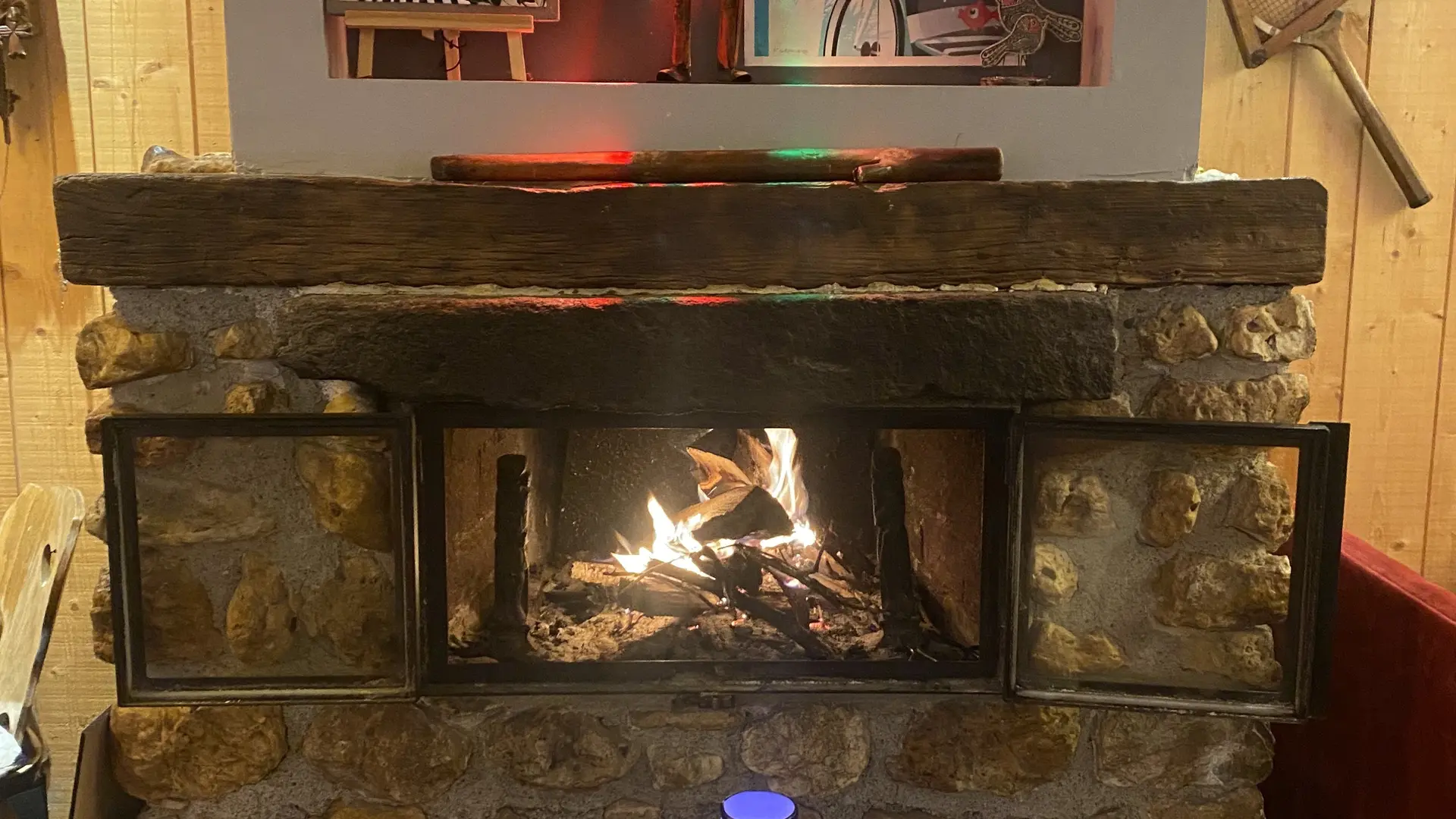 coin cheminée l'hiver