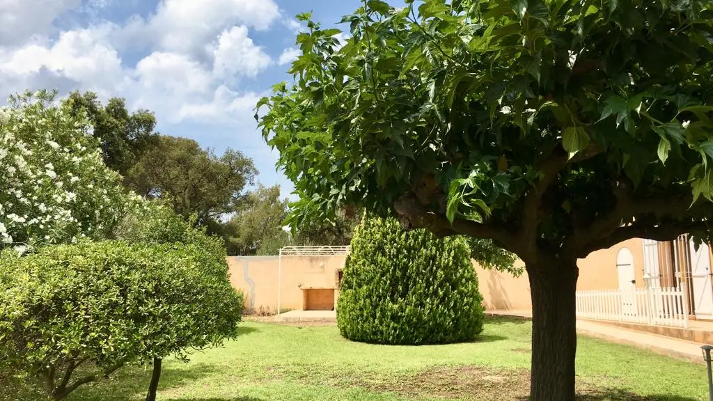 Villa Sous les Pins avec jardin