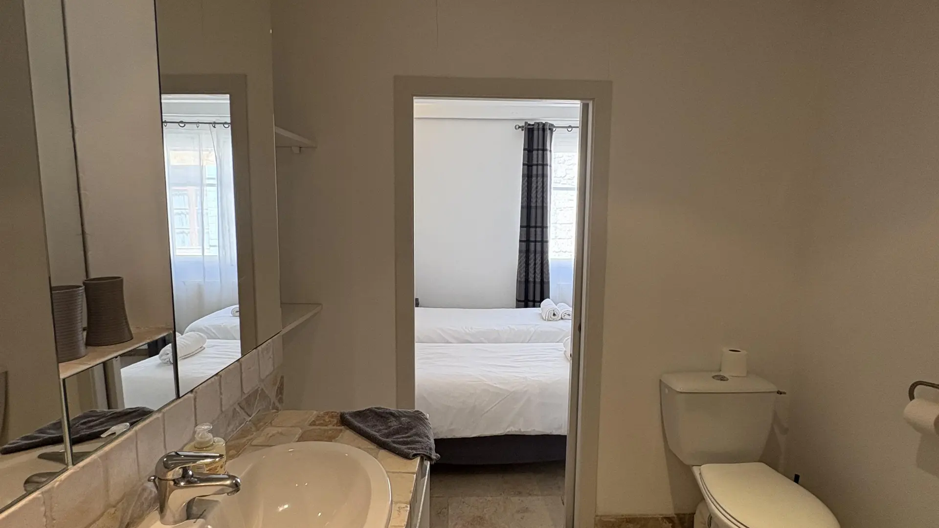 Salle de bain / WC 1