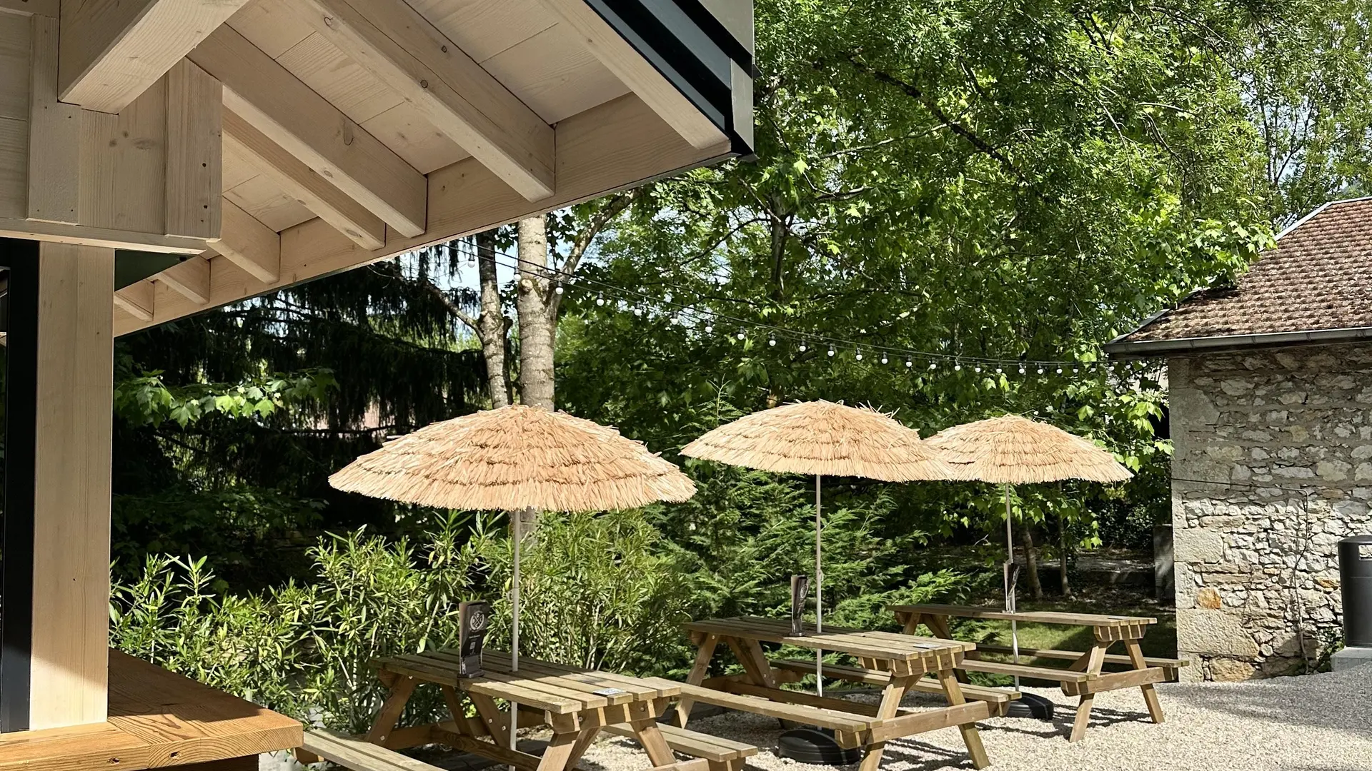 Terrasse Le Bistrot de la Cascade_Glandieu - Groslée-Saint-Benoit