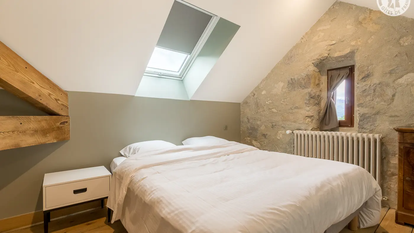 Chambre double mansardée
