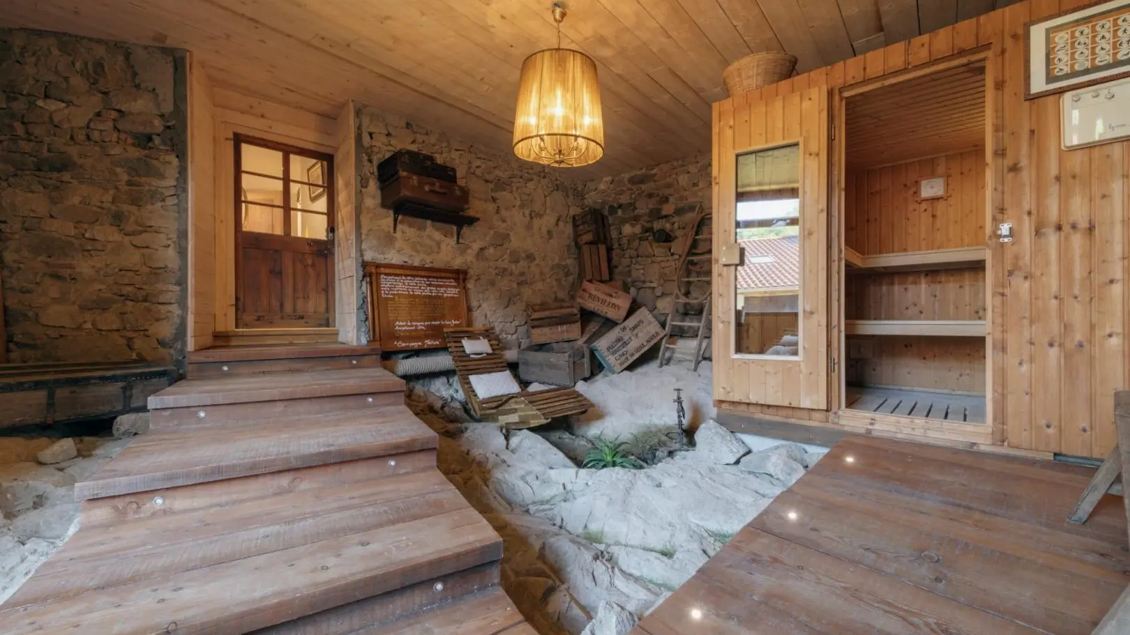 Sauna traditionnel au pierres chaudes