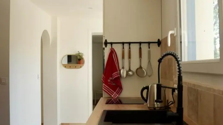 Gîte l'EnVie de Liberté- espace cuisine-Gîte de France Alpes-Maritimes