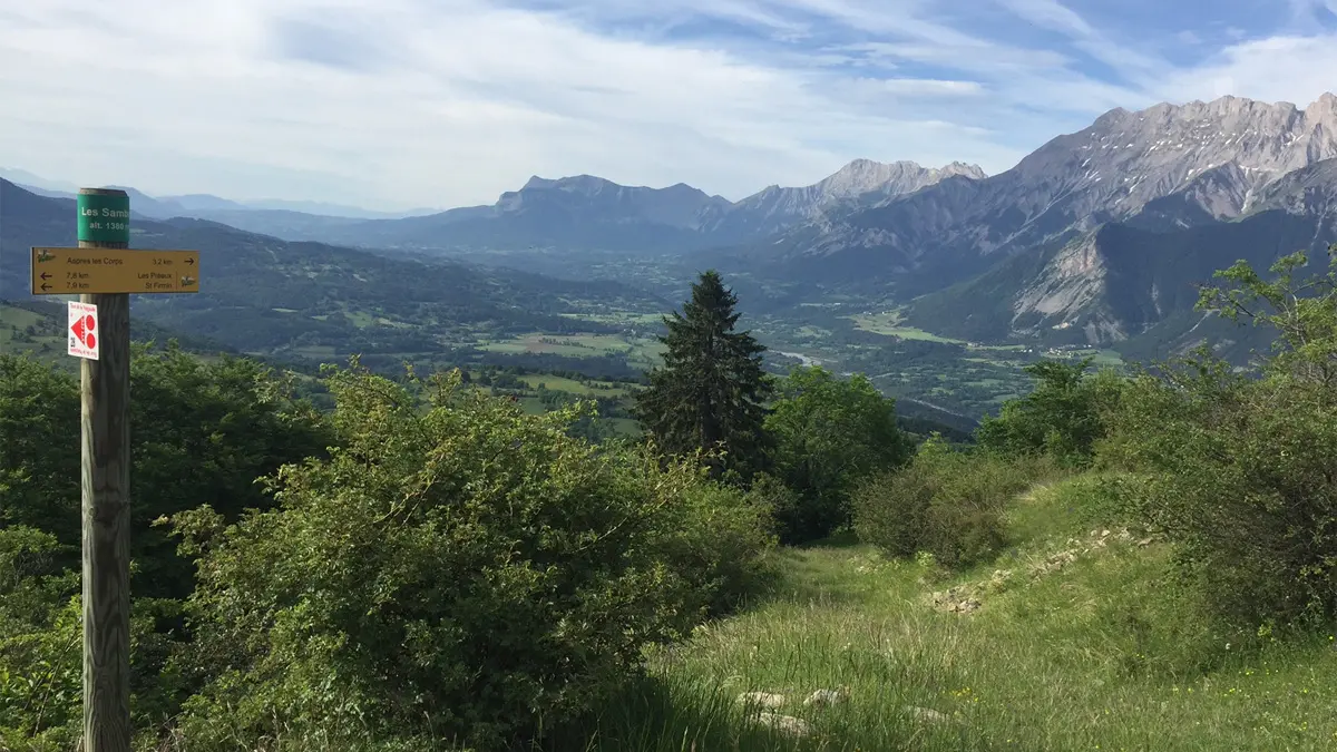 Itinéraire de randonnée jusqu'aux Sambucs, vallée du Valgaudemar