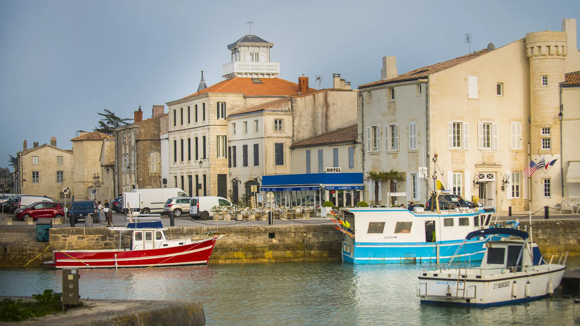 La maison vue du port