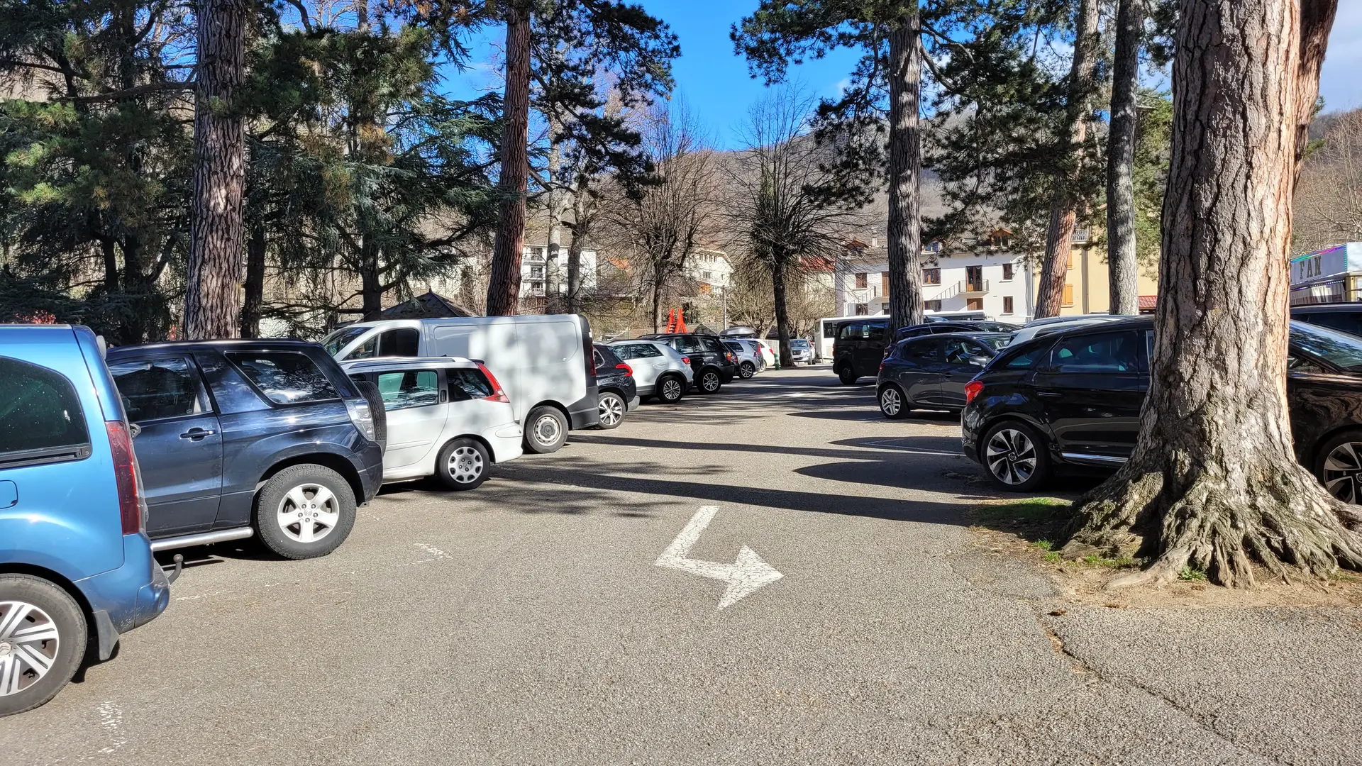 Parking ensoleillé 3