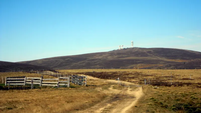 Chemin vers Pierre sur Haute 1640 m