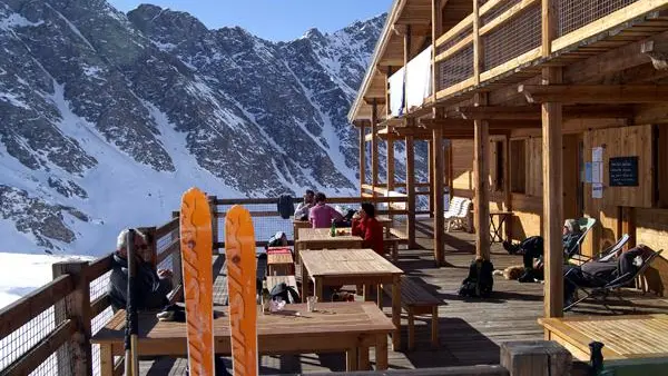 Refuge Agnel