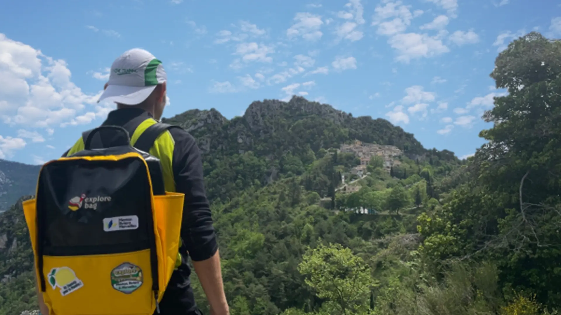 En promenade avec l'Exlore Bag
