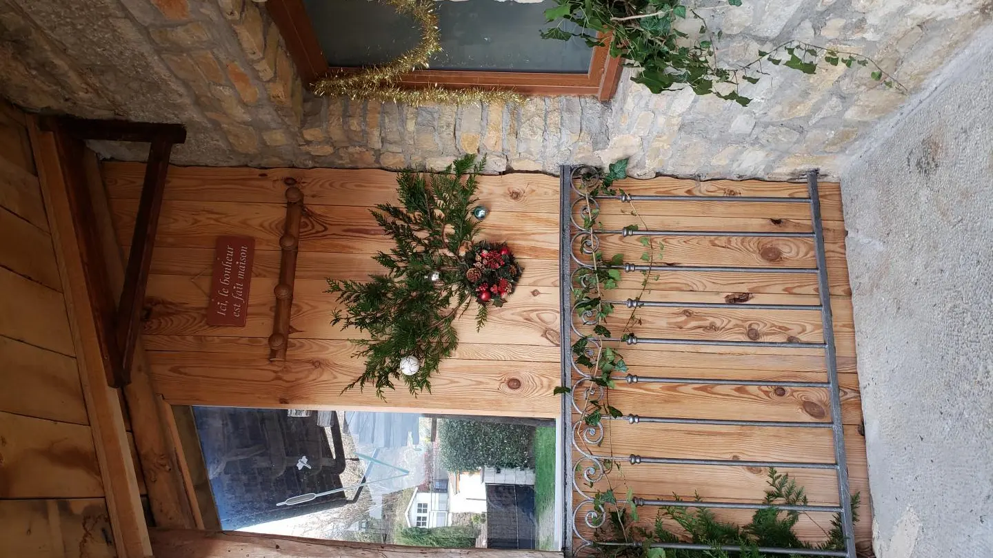 Entrée du gîte de jour pour les fêtes.