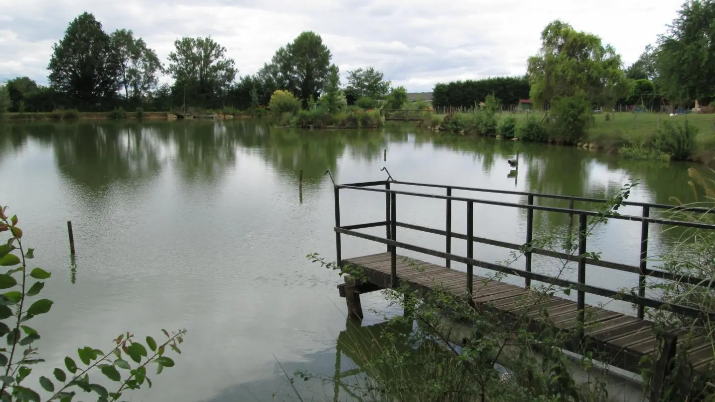 étang de pêche privé