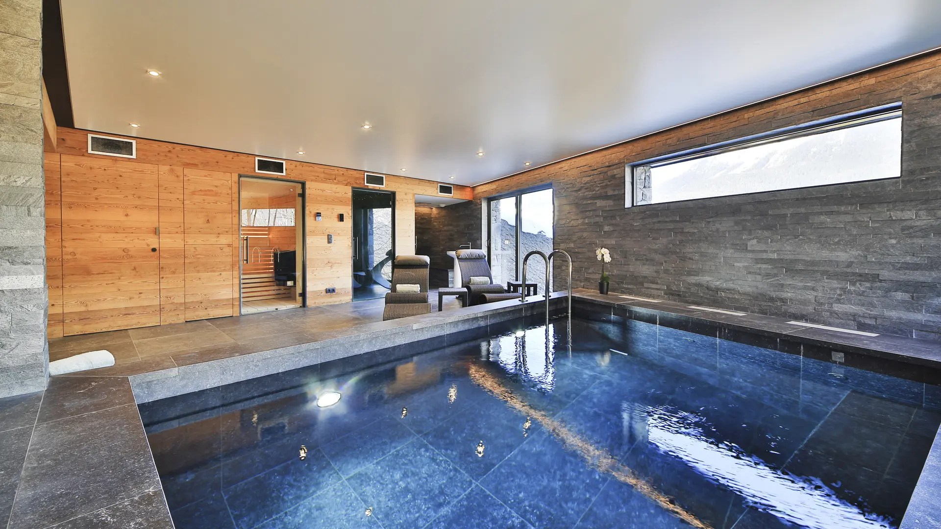 Chalet Kuma pool
