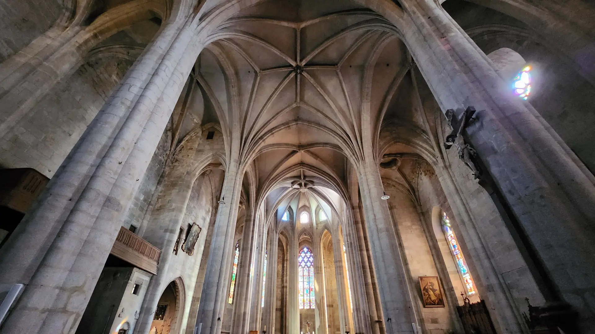 Intérieur de l'Eglise Saint-Jean à Ambert