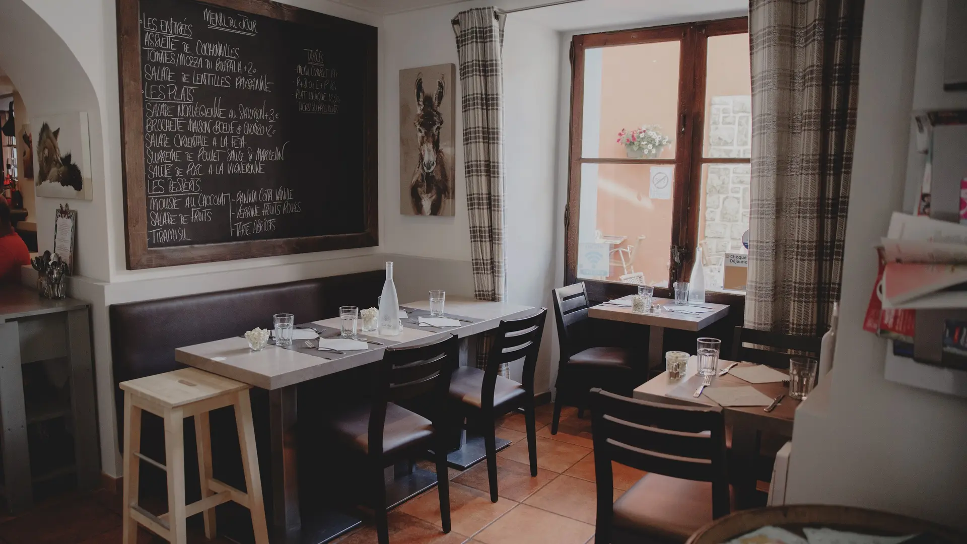 L'étable des complices Bonneville